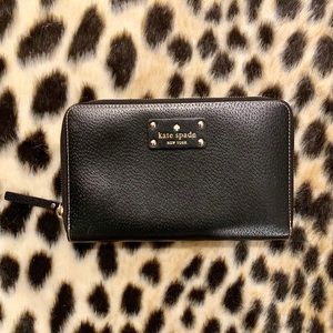 Kate Spade Leather Zip Around Travel Wallet